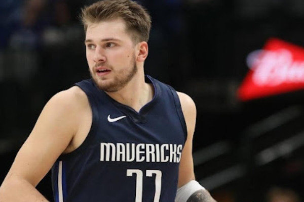 并迅速成为 并迅速成为