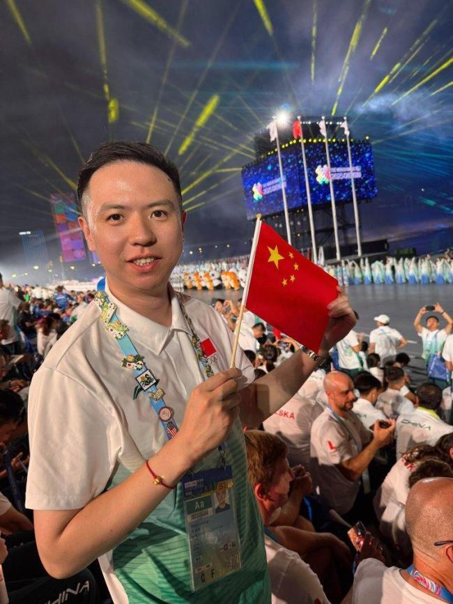 牌联动
